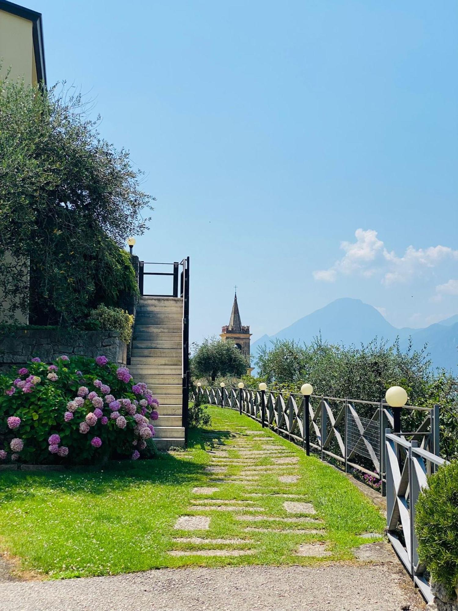 Welcome Traveller Charm Montees Apartment Brenzone sul Garda Ngoại thất bức ảnh