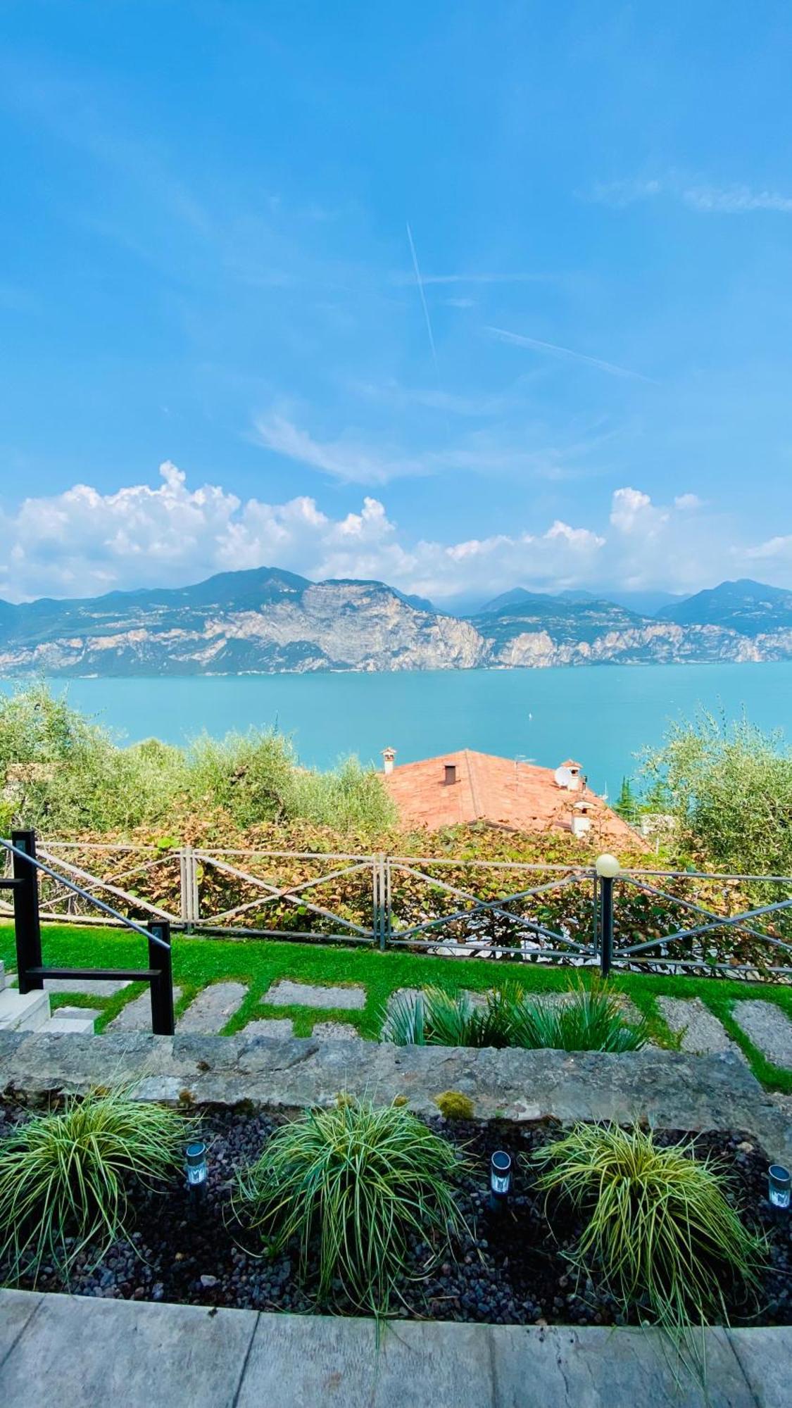 Welcome Traveller Charm Montees Apartment Brenzone sul Garda Ngoại thất bức ảnh